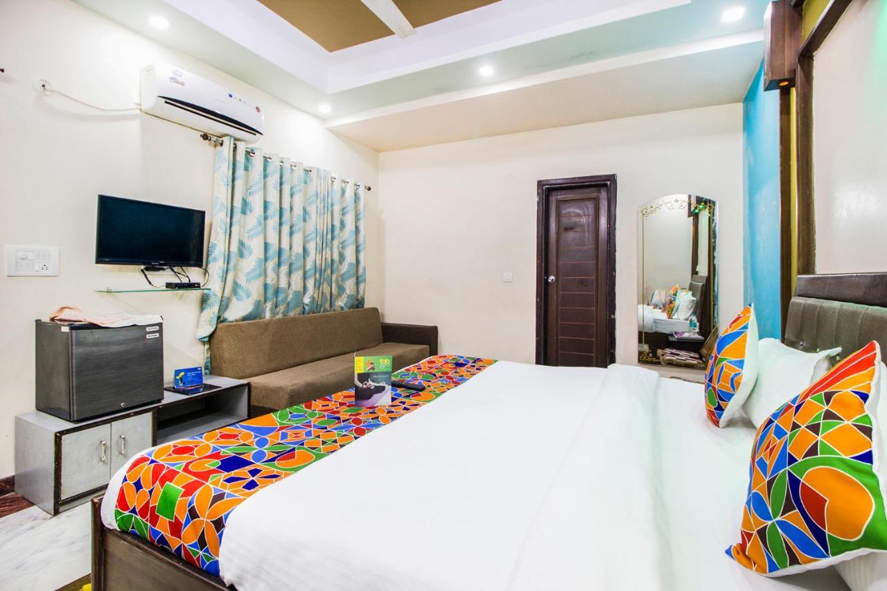 Fabhotel Plus Maniram Palace Agra  Exterior photo
