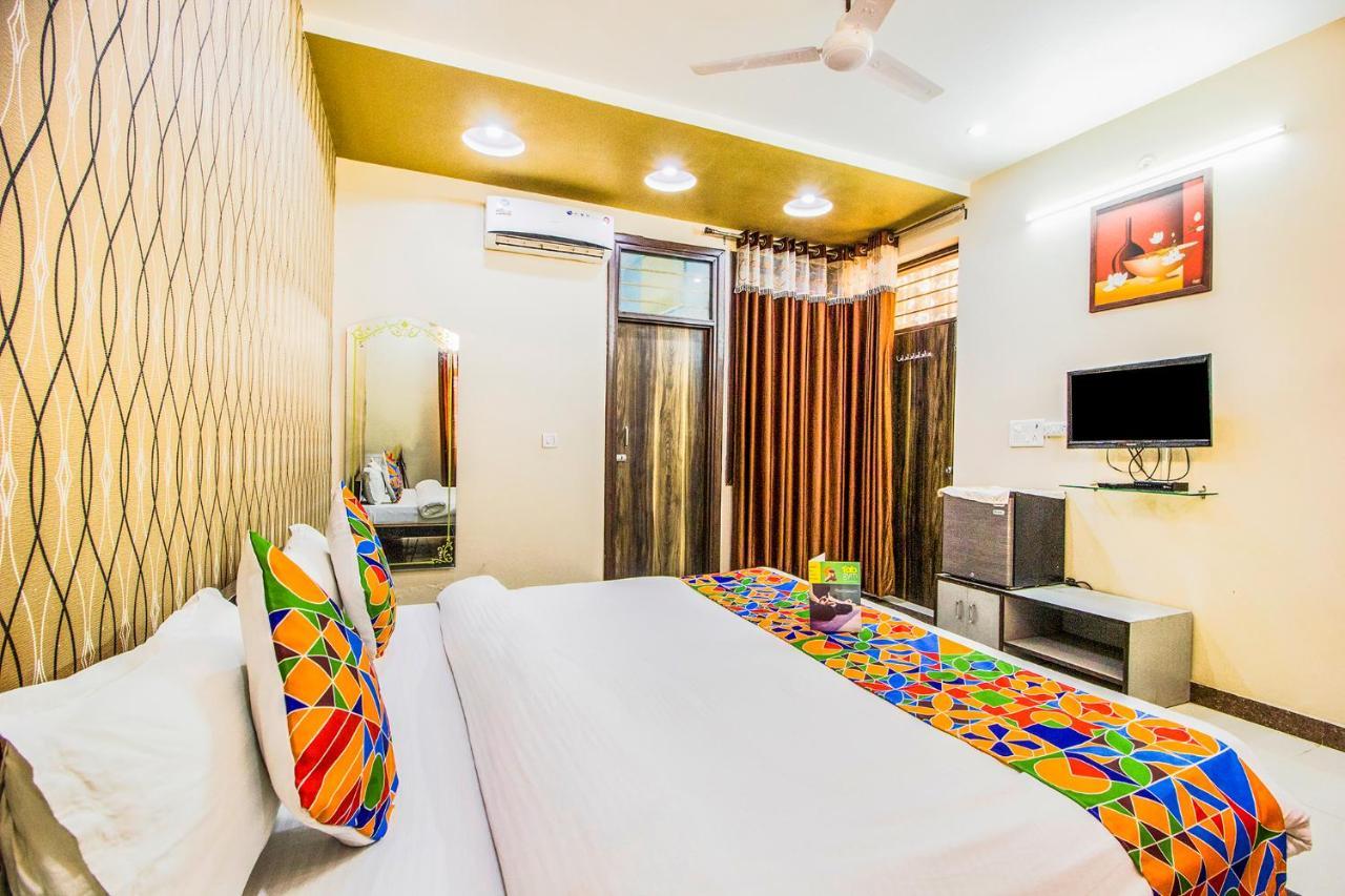 Fabhotel Plus Maniram Palace Agra  Exterior photo